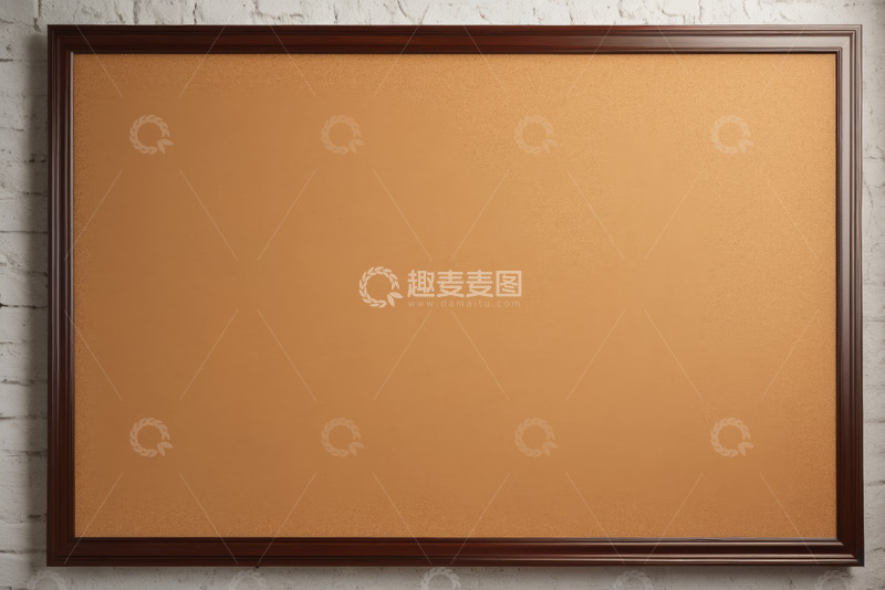 高清大图下载【趣麦麦图】白墙前的木质边框软木板