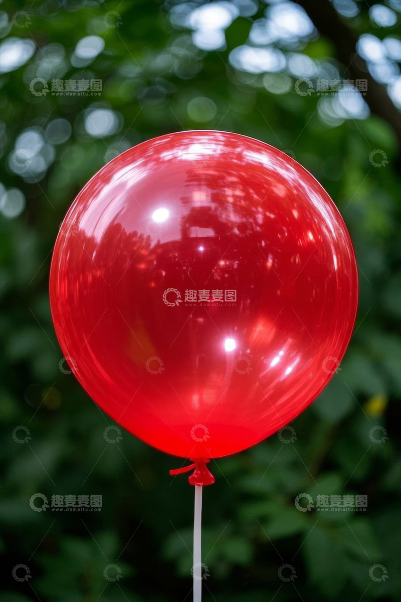 高清大图下载【趣麦麦图】户外红色气球特写