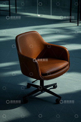现代棕色办公转椅