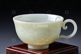 玉质茶杯特写