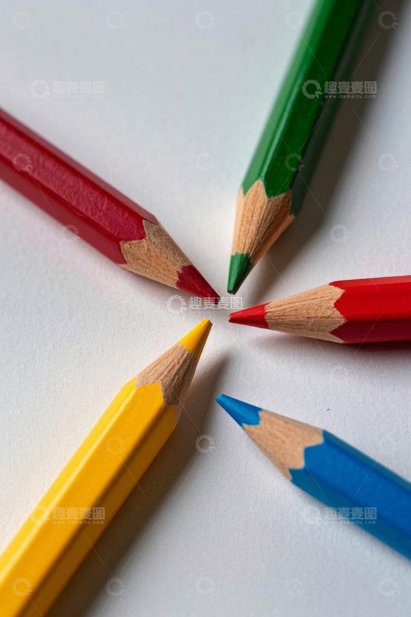 高清大图下载【趣麦麦图】彩色铅笔汇聚特写
