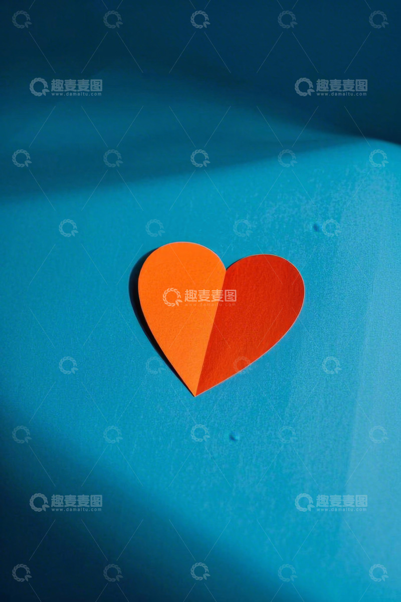 高清大图下载【趣麦麦图】蓝色背景上的双色爱心