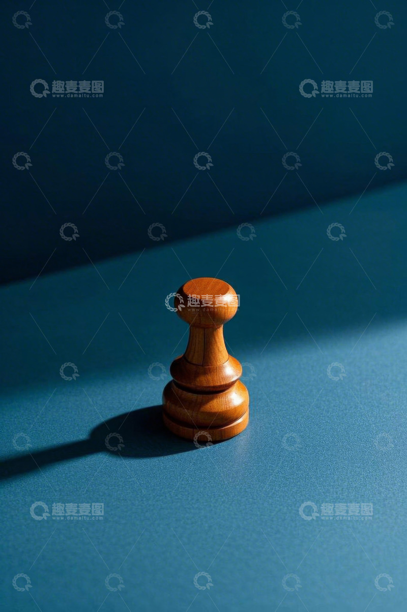 高清大图下载【趣麦麦图】蓝色背景上的国际象棋棋子