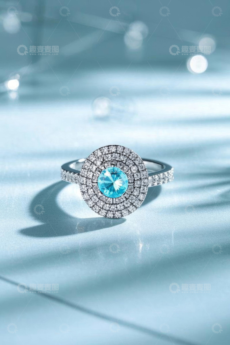 高清大图下载【趣麦麦图】蓝宝石钻石戒指特写