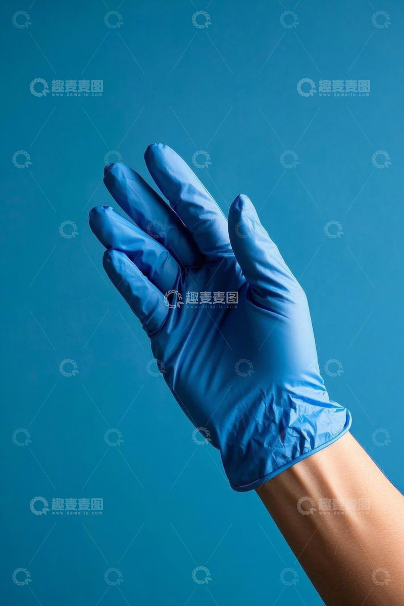 高清大图下载【趣麦麦图】戴蓝色手套的手部特写