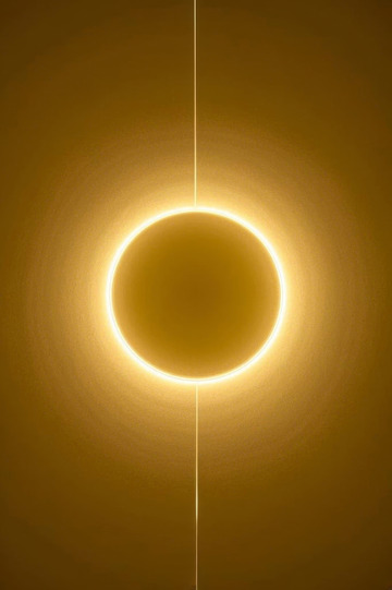 黄色背景发光圆环灯光素材