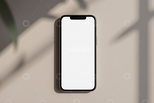 白色背景上的智能手机