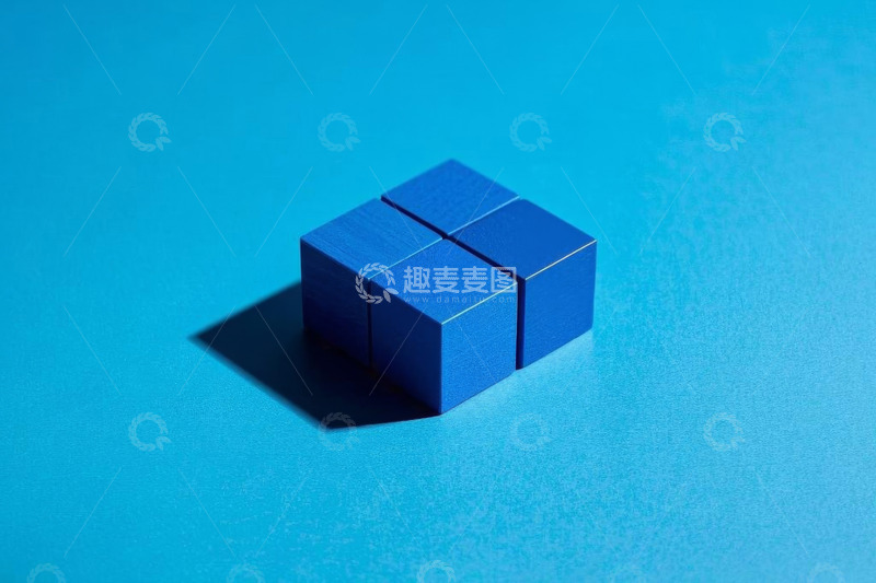 高清大图下载【趣麦麦图】蓝色立方体抽象设计素材