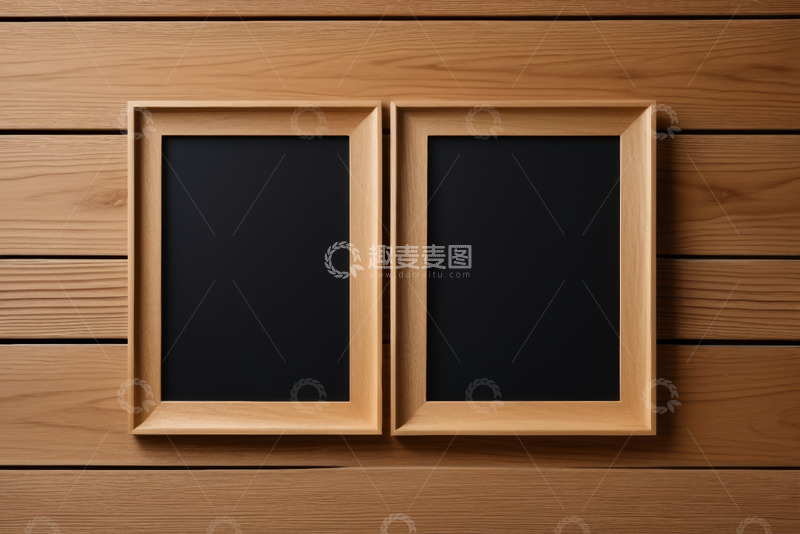 高清大图下载【趣麦麦图】木质墙面上的双相框装饰