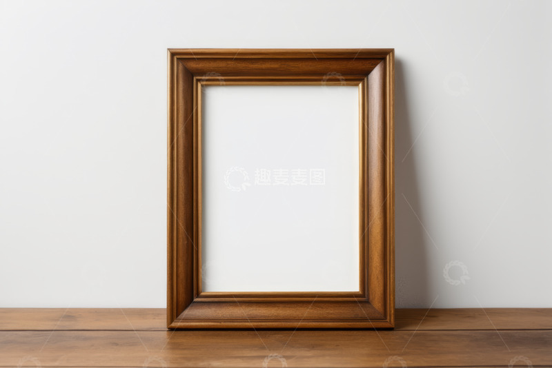 高清大图下载【趣麦麦图】木质框架摆放在木质桌面上