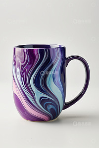 彩色花纹陶瓷杯特写