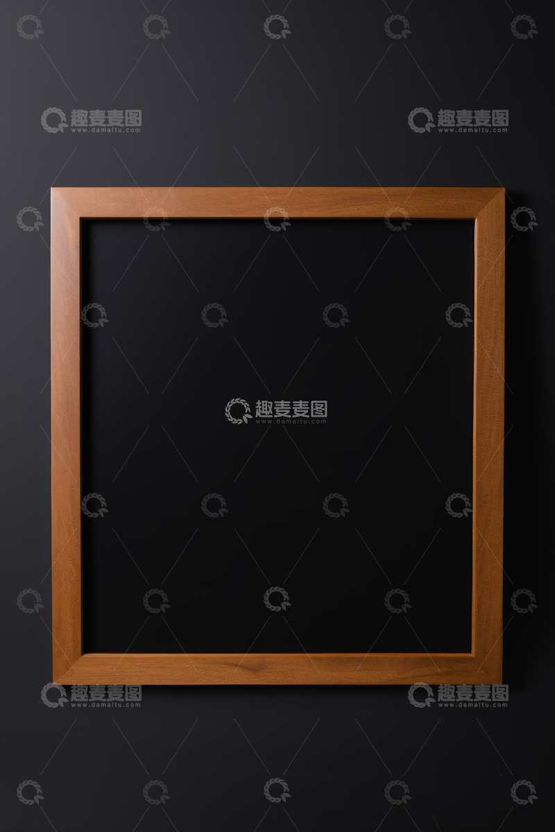 高清大图下载【趣麦麦图】深色背景上的木质相框