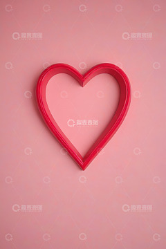 粉色背景上的红色心形图案