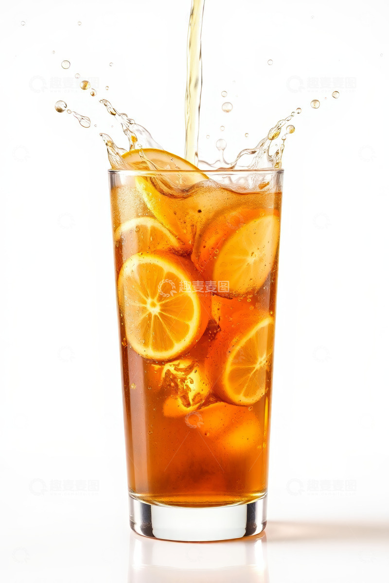 高清大图下载【趣麦麦图】橙色饮料倒入玻璃杯场景