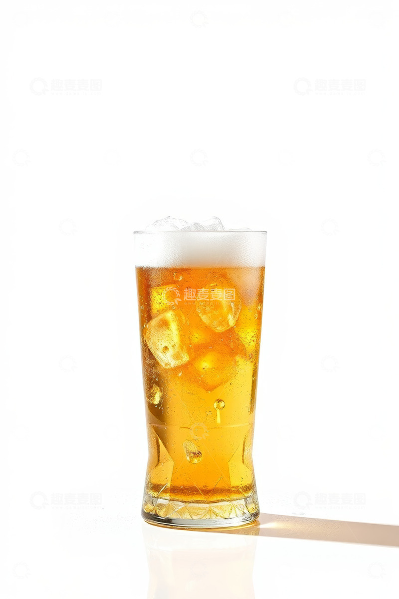 高清大图下载【趣麦麦图】玻璃杯装冰镇黄色饮料