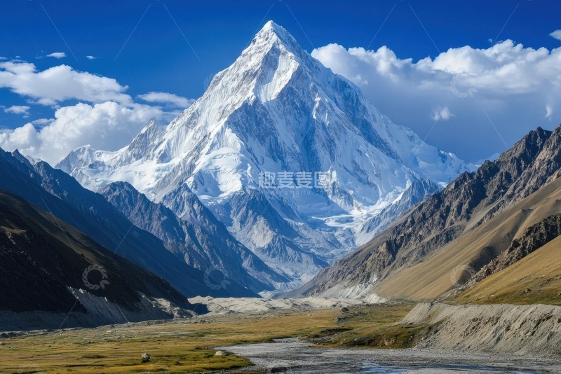 高清大图下载【趣麦麦图】远山雪山高山云朵美景