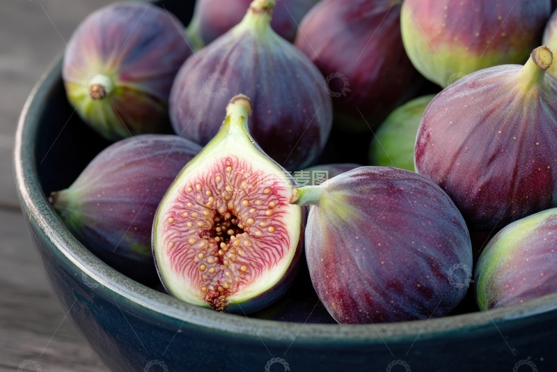 高清大图下载【趣麦麦图】一盘新鲜的无花果美食