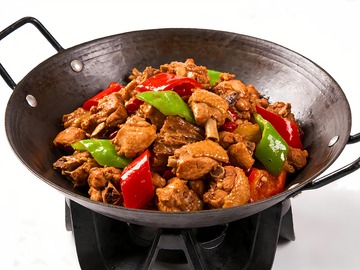 一锅美味的炒鸡