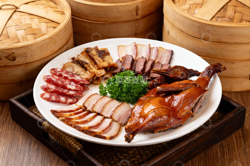 高清大图下载【趣麦麦图】中式美食拼盘蒸笼背景