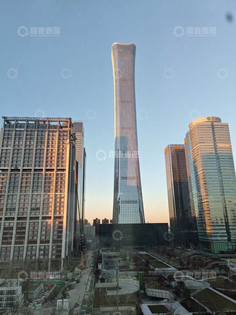 高清大图下载【趣麦麦图】城市高楼黄昏景象