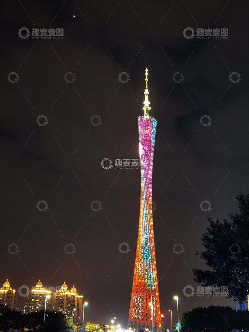高清大图下载【趣麦麦图】夜景广州塔霓虹灯光秀