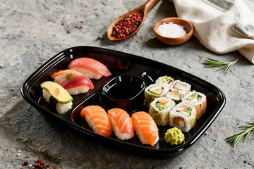 日式寿司拼盘美食摄影