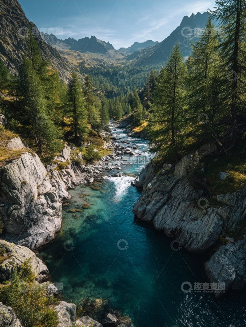 高清大图下载【趣麦麦图】碧水环绕的高山峡谷风光