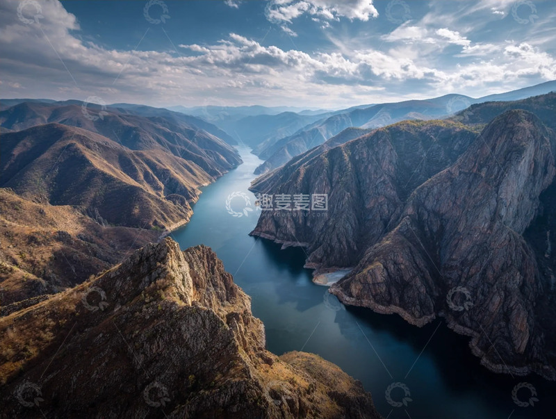 高清大图下载【趣麦麦图】高山间的峡谷秘境