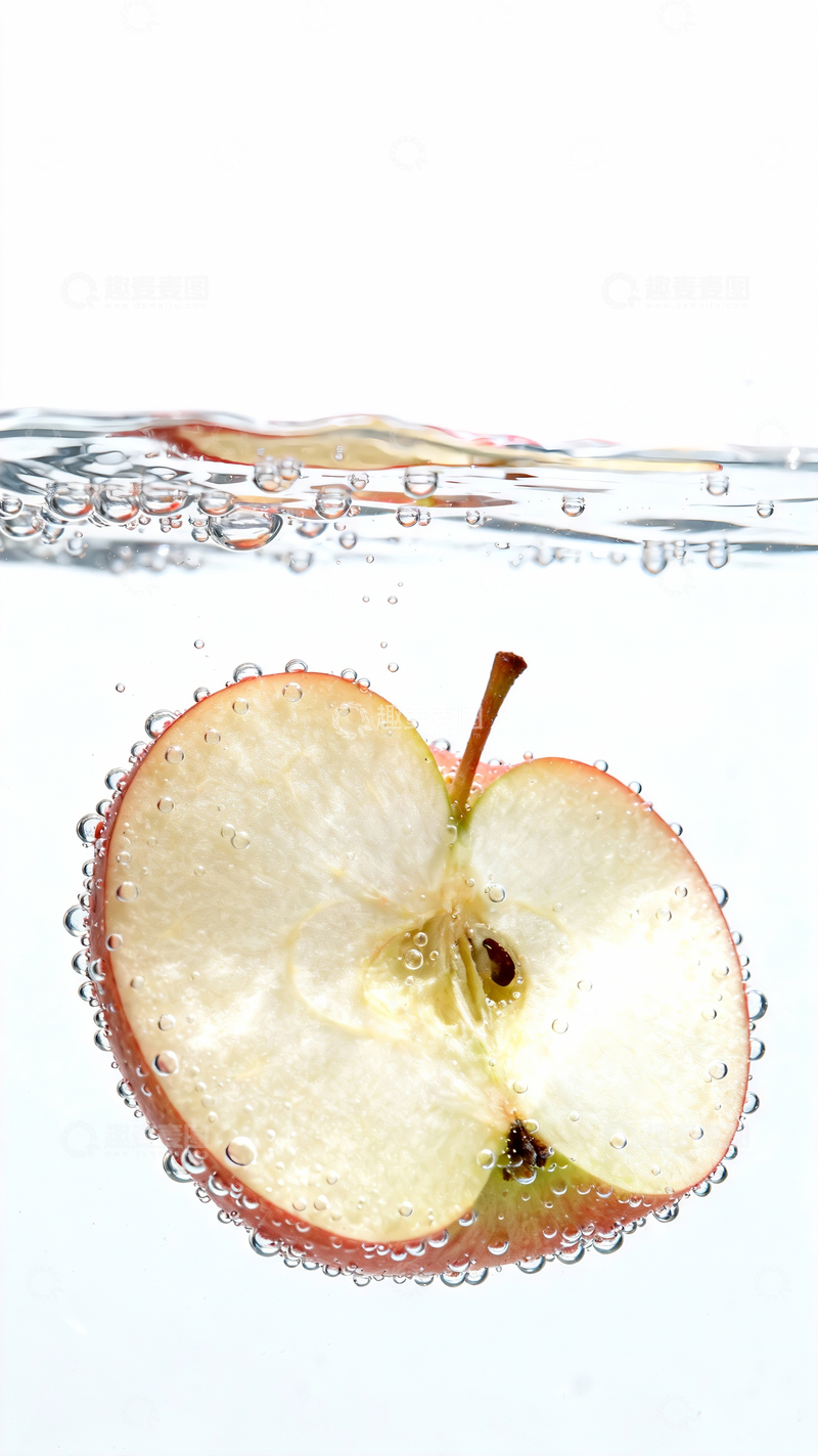 源文件下载【趣麦麦图】水下的富士苹果切面4