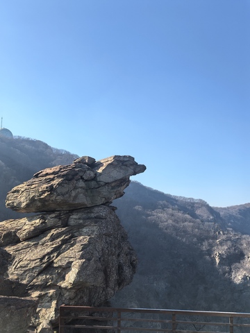 雄奇岩石山峰风景摄影