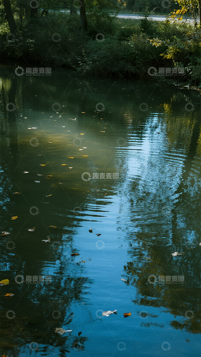 高清大图下载【趣麦麦图】秋日池塘倒影风光摄影