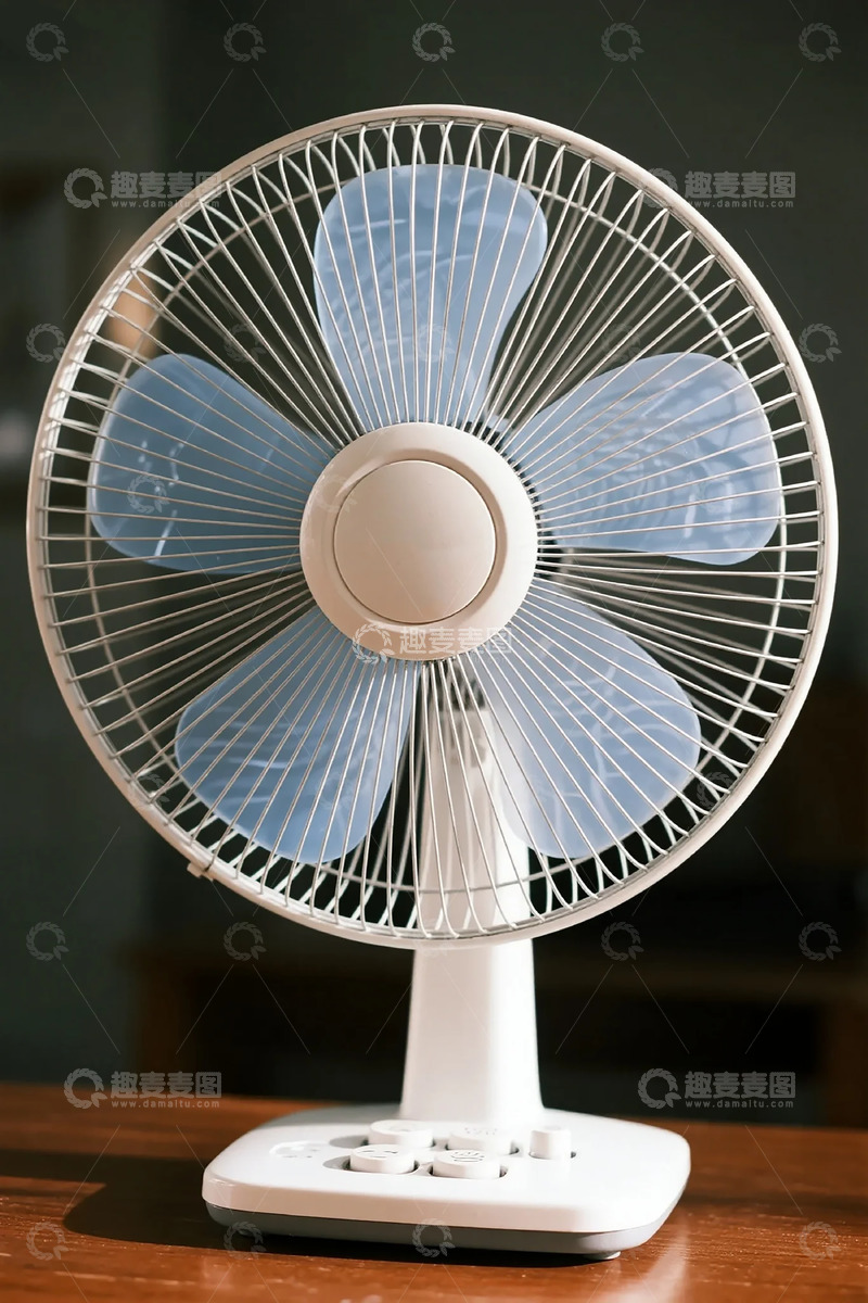 高清大图下载【趣麦麦图】简洁桌面电风扇设计素材