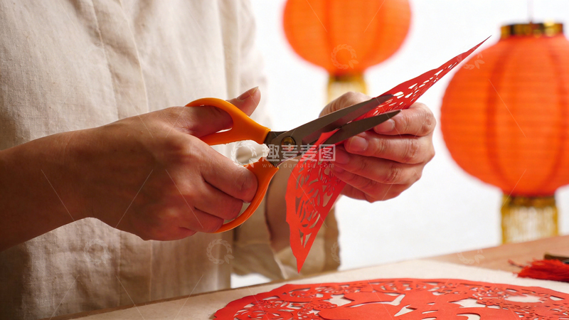 高清大图下载【趣麦麦图】新年窗花传统剪纸艺术手工制作