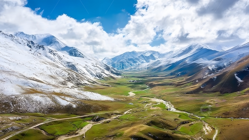 高清大图下载【趣麦麦图】雪山山谷风光航拍图片