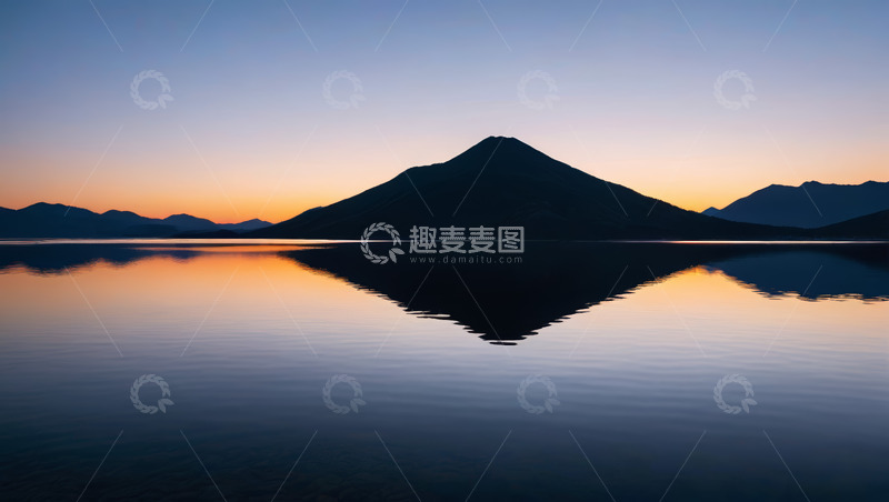 高清大图下载【趣麦麦图】湖景山色黄昏倒影