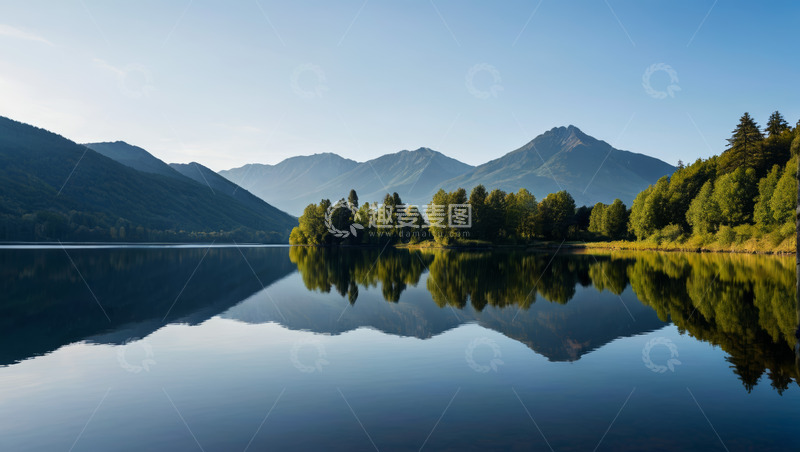 高清大图下载【趣麦麦图】山林间平静的湖水自然风光