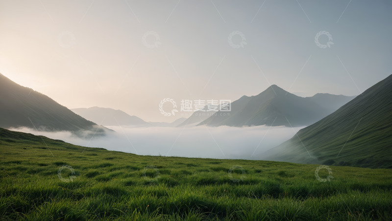 高清大图下载【趣麦麦图】山间草地晨雾自然风光