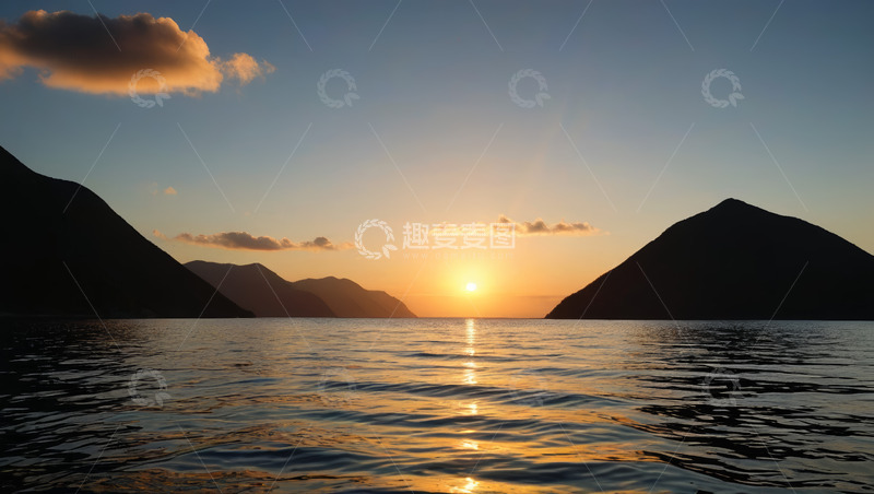 高清大图下载【趣麦麦图】山水间夕阳下的水面风光