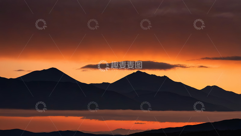 高清大图下载【趣麦麦图】日落时分山脉景观