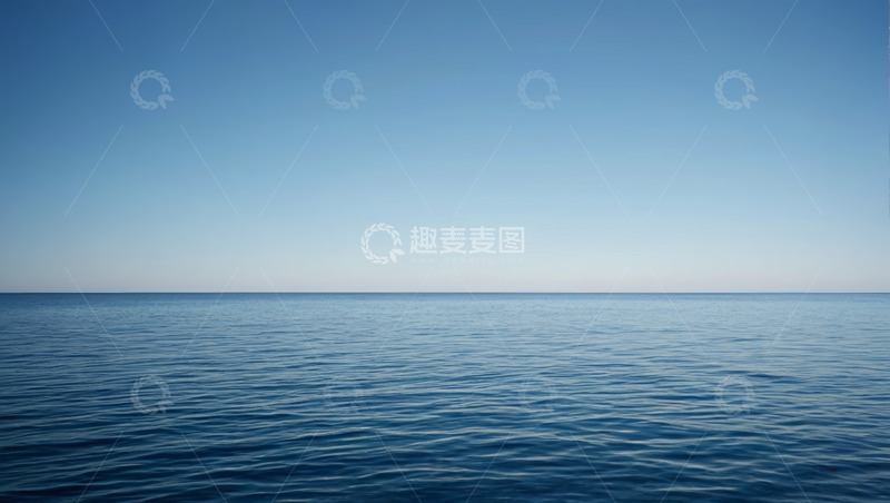 高清大图下载【趣麦麦图】广阔平静的海面与蓝天