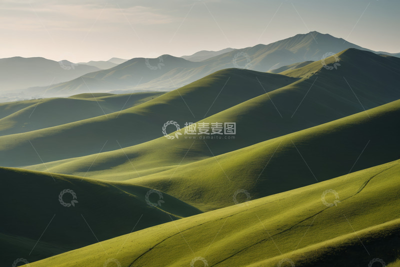 高清大图下载【趣麦麦图】绿色连绵山丘自然风光