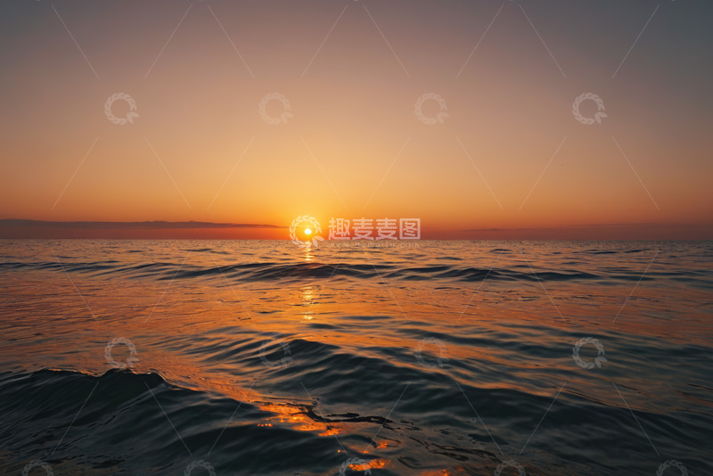 高清大图下载【趣麦麦图】海上日出景象