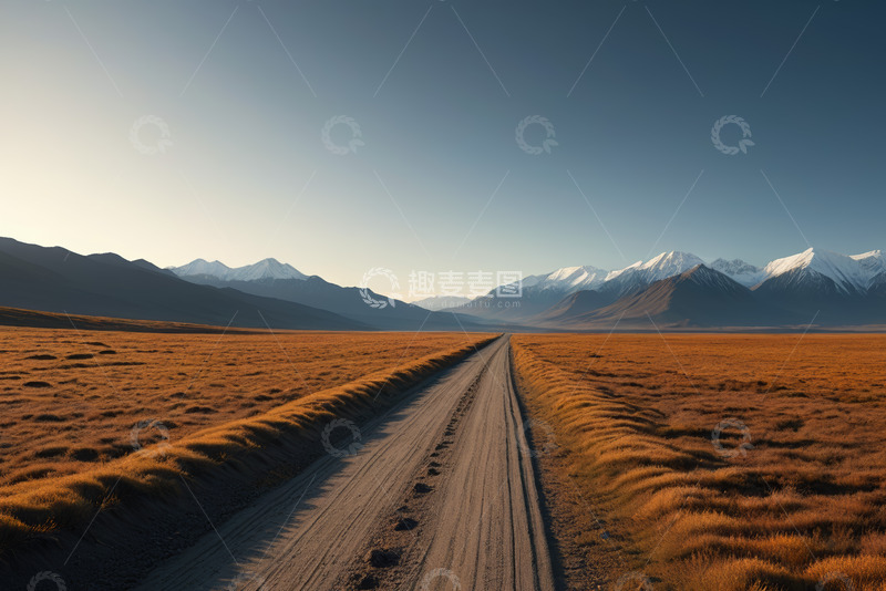 高清大图下载【趣麦麦图】旷野道路与远处雪山景观