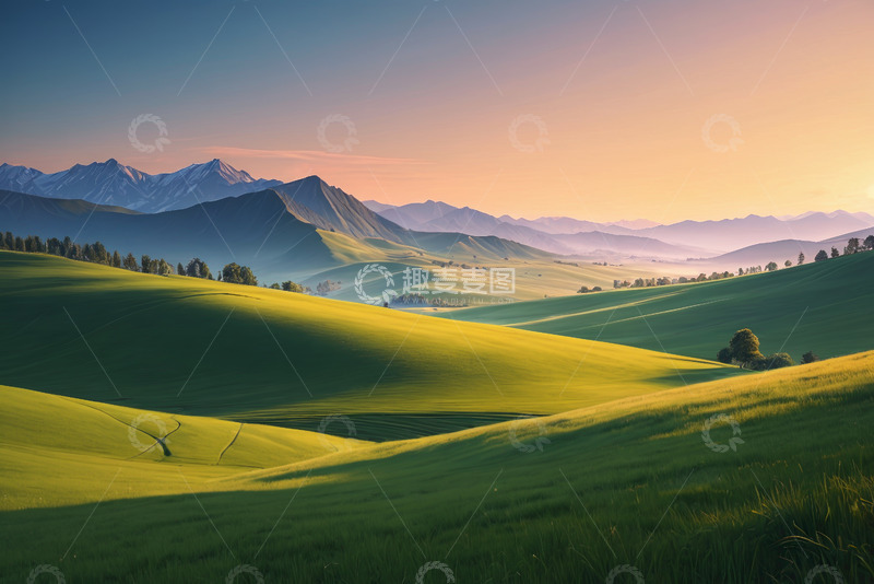 高清大图下载【趣麦麦图】日出时分的绿色山丘与远山景观