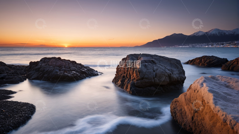 高清大图下载【趣麦麦图】海边日落时的礁石景观
