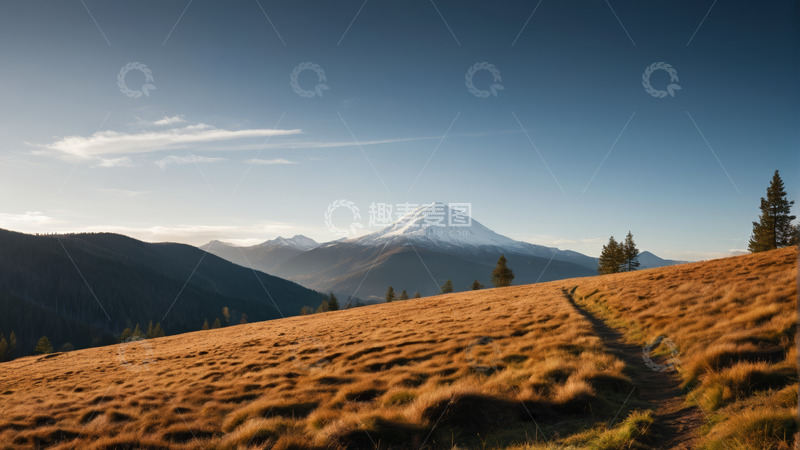 高清大图下载【趣麦麦图】山坡草地与远处雪山风景
