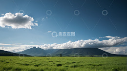 广袤草原与远山蓝天白云景观