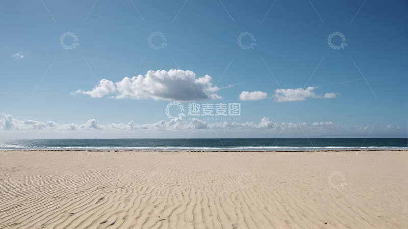 高清大图下载【趣麦麦图】空旷海滩与海洋蓝天风景