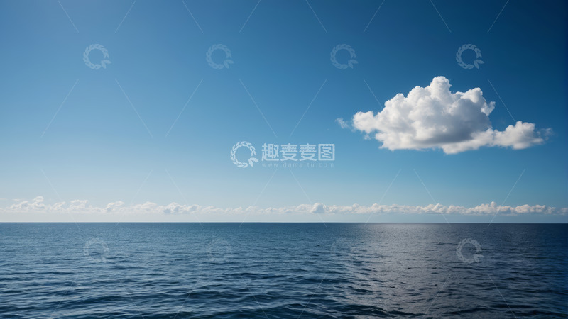 高清大图下载【趣麦麦图】蓝色海洋与天空中的云朵
