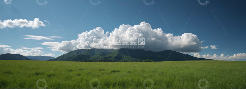 高清大图下载【趣麦麦图】广袤草原上的蓝天白云远山